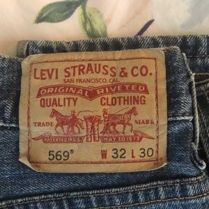 NWOT Levi jeans 569, 32x30